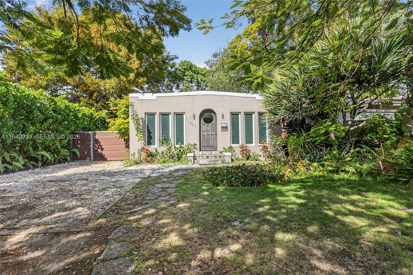 HOLLEMAN PARK - Residential