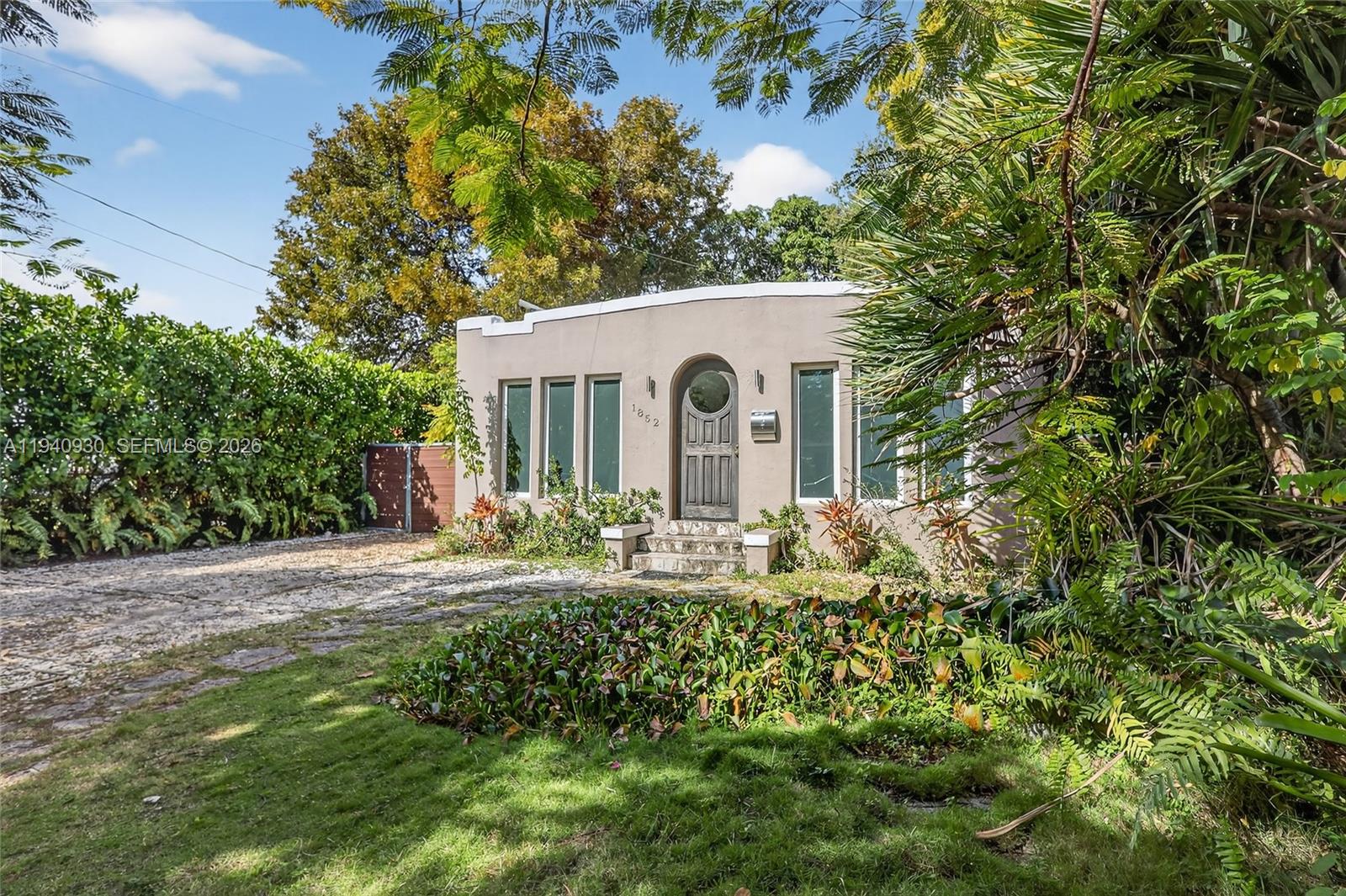 HOLLEMAN PARK - Residential