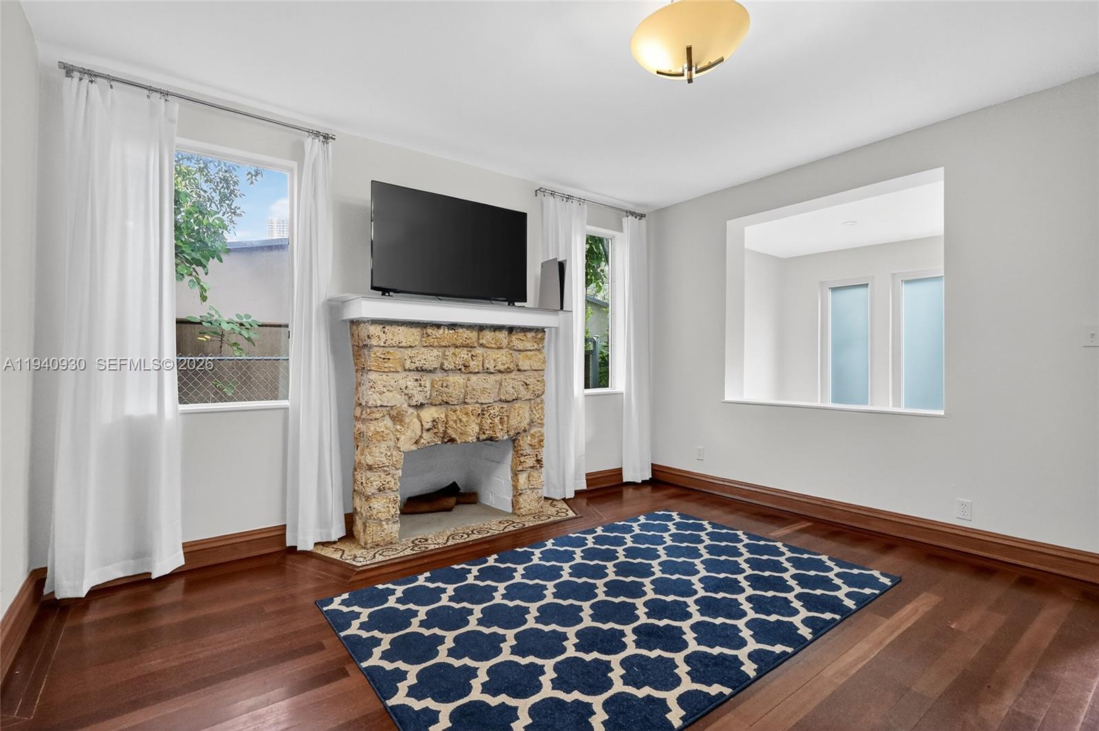 HOLLEMAN PARK - Residential
