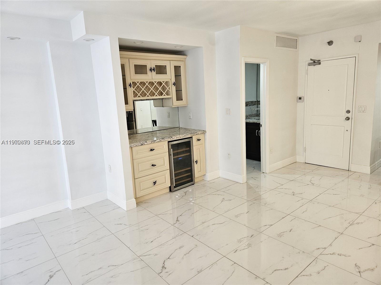 THE PLAZA OF BAL HARBOUR - Residential Lease