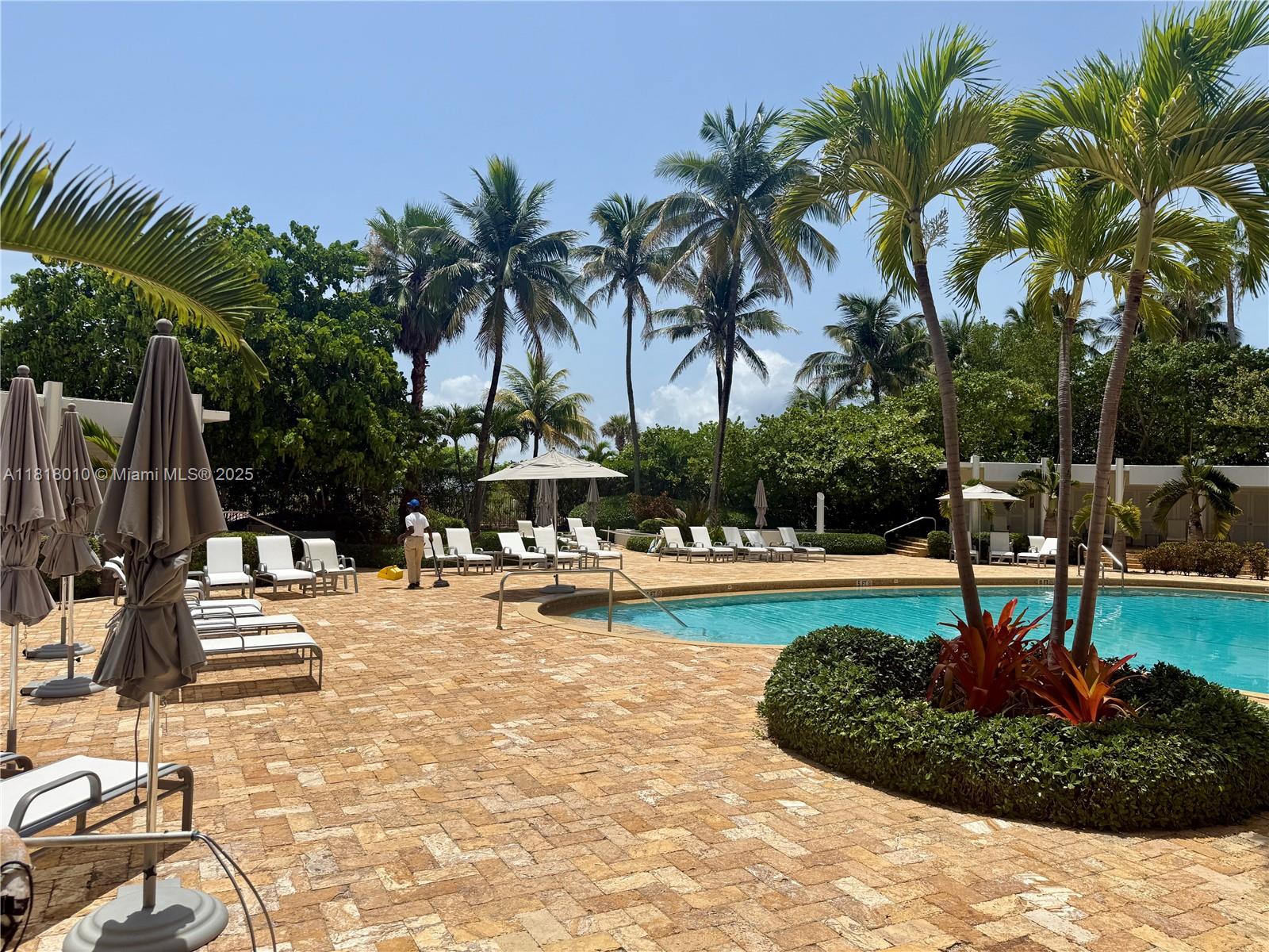 CRYSTAL HOUSE CONDO - Residential Lease