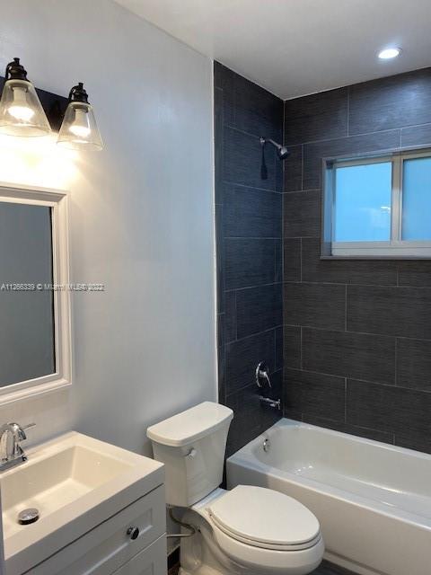 IVES ESTATES SEC 3 - Residential