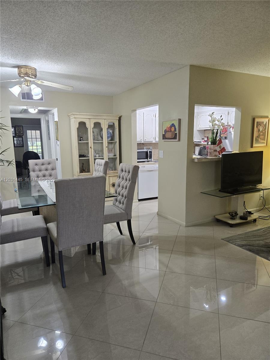 CAMBRIDGE A CONDO - Residential Lease