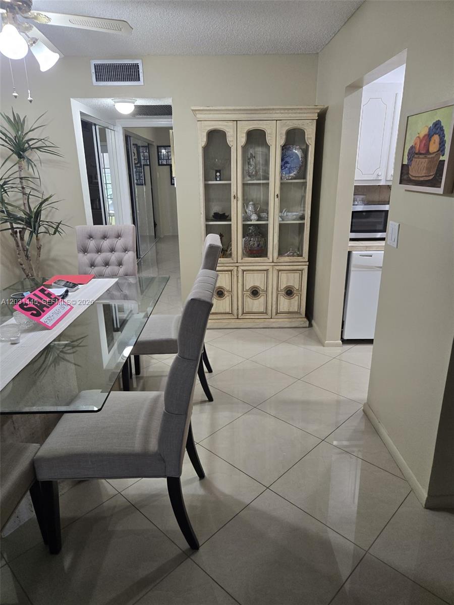 CAMBRIDGE A CONDO - Residential Lease