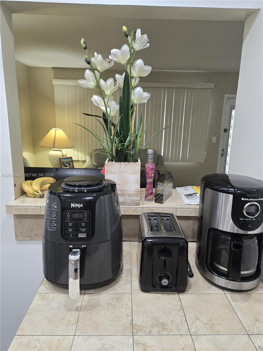 CAMBRIDGE A CONDO - Residential Lease