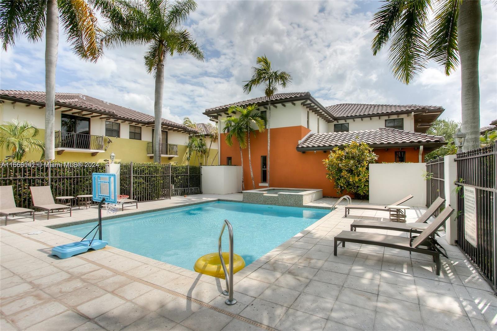 GROVE ENCLAVE CONDO - Residential Lease