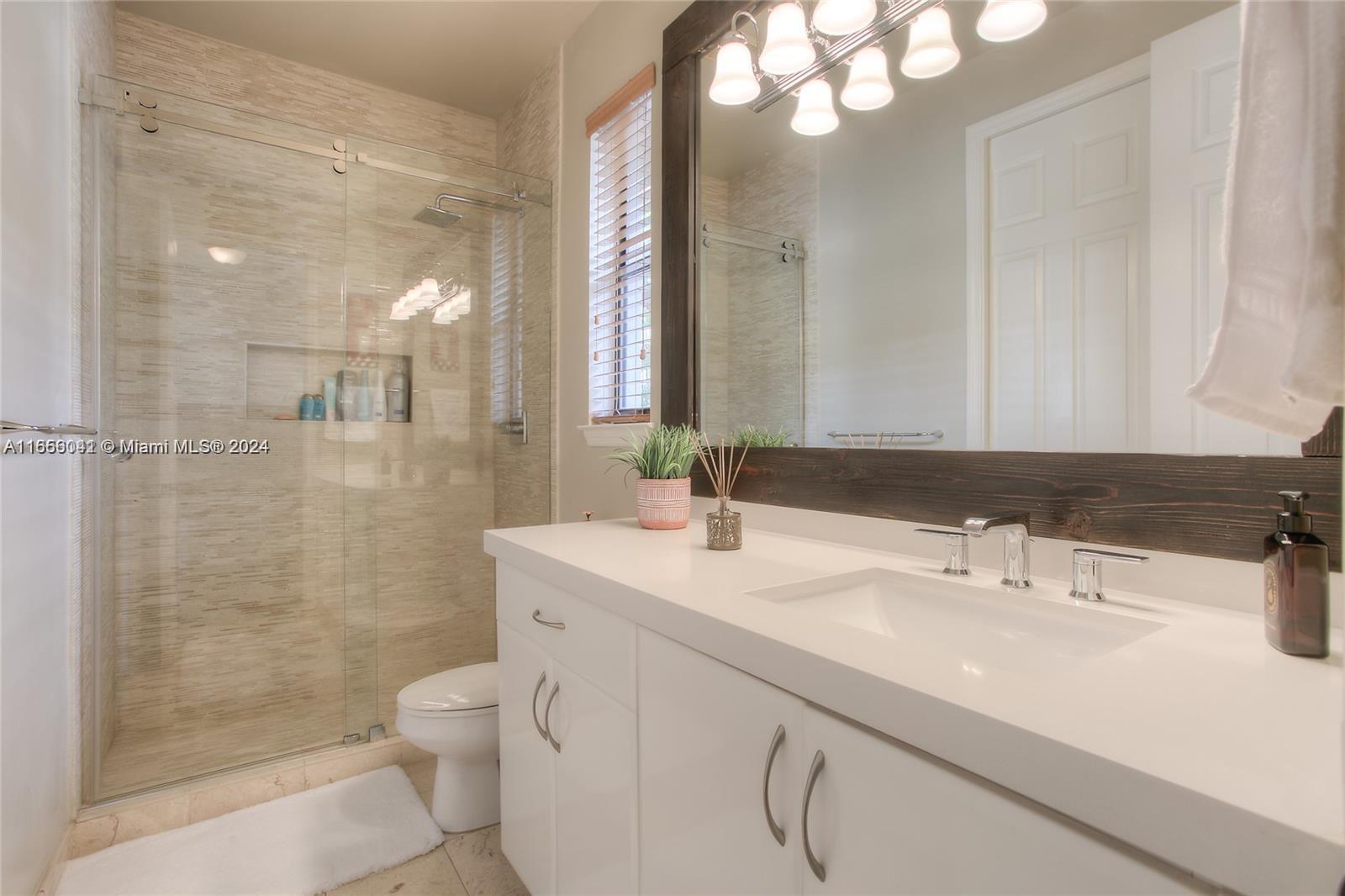 GROVE ENCLAVE CONDO - Residential Lease