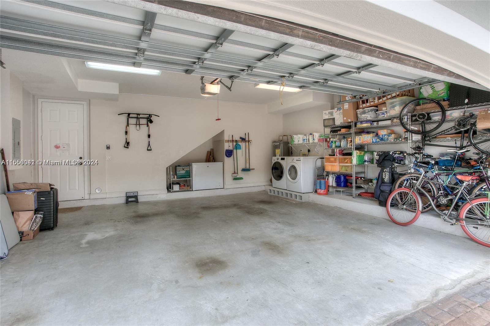 GROVE ENCLAVE CONDO - Residential Lease