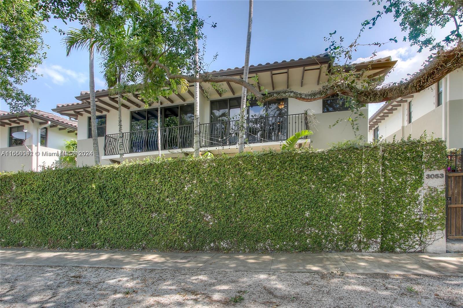 GROVE ENCLAVE CONDO - Residential Lease