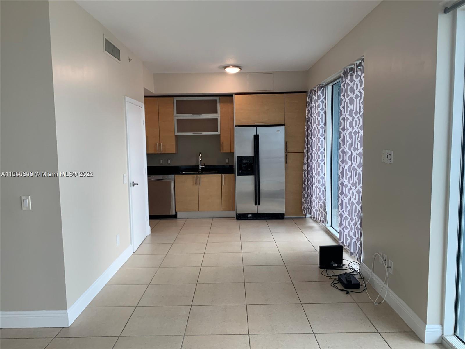INFINITY AT BRICKELL COND - Residential Lease