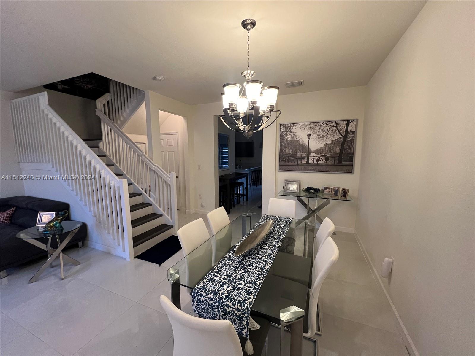 COCO PALM ESTATES - Residential