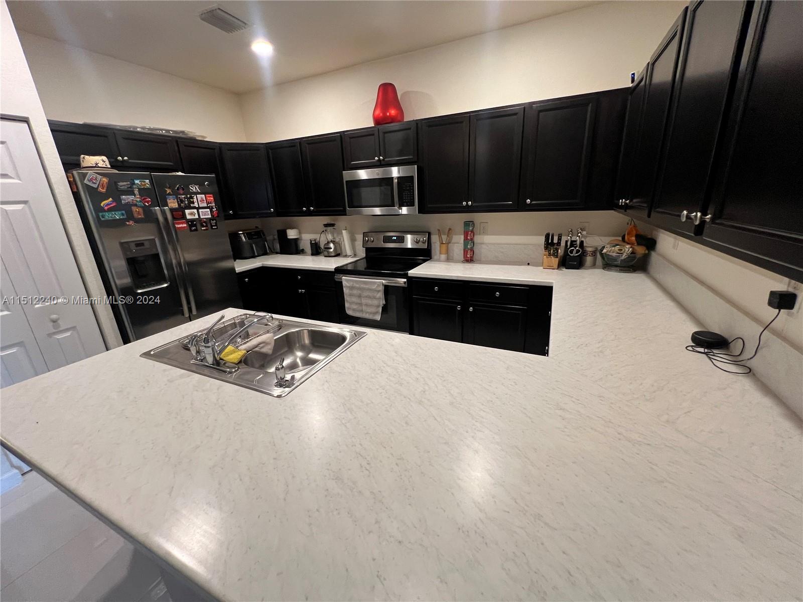 COCO PALM ESTATES - Residential