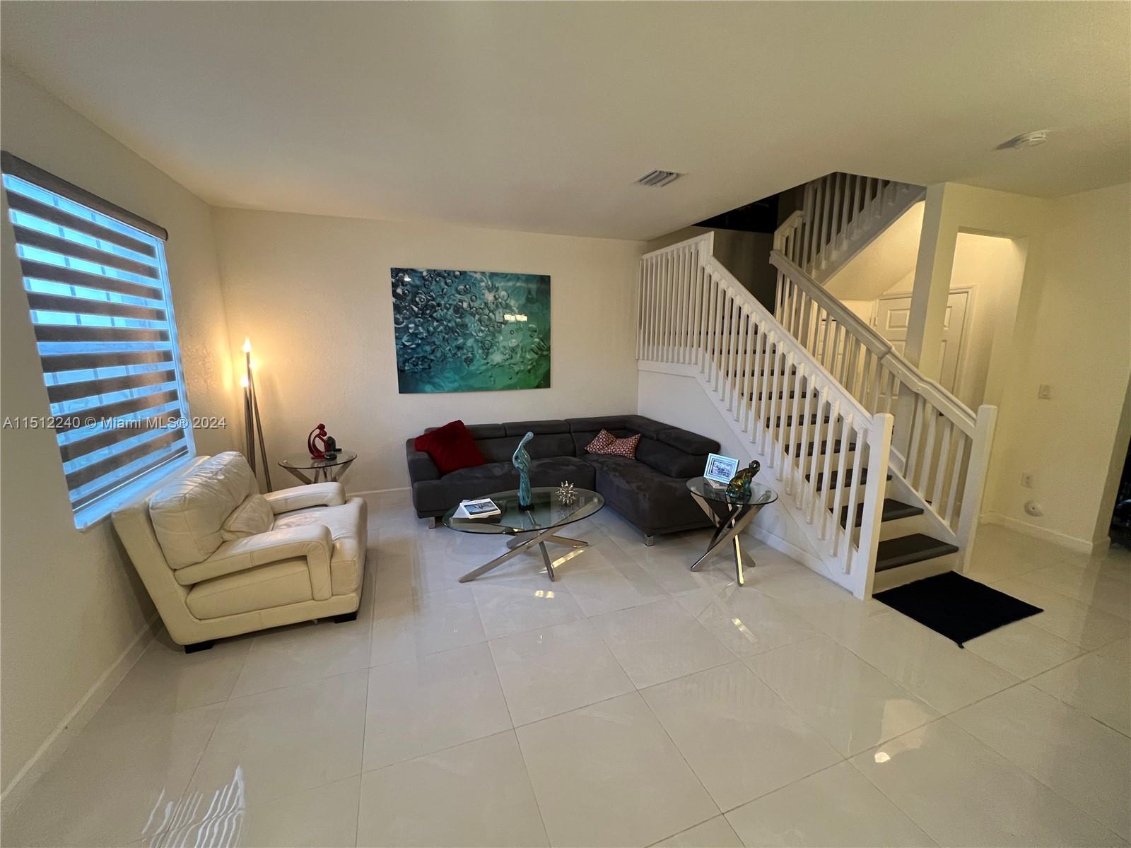 COCO PALM ESTATES - Residential