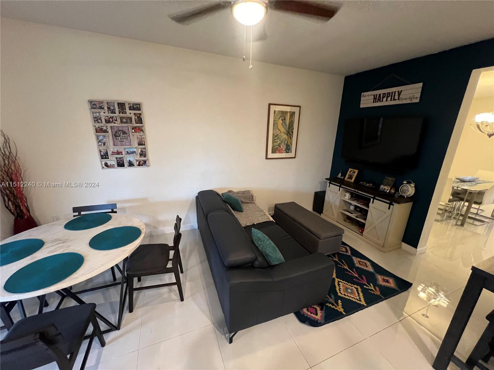 COCO PALM ESTATES - Residential