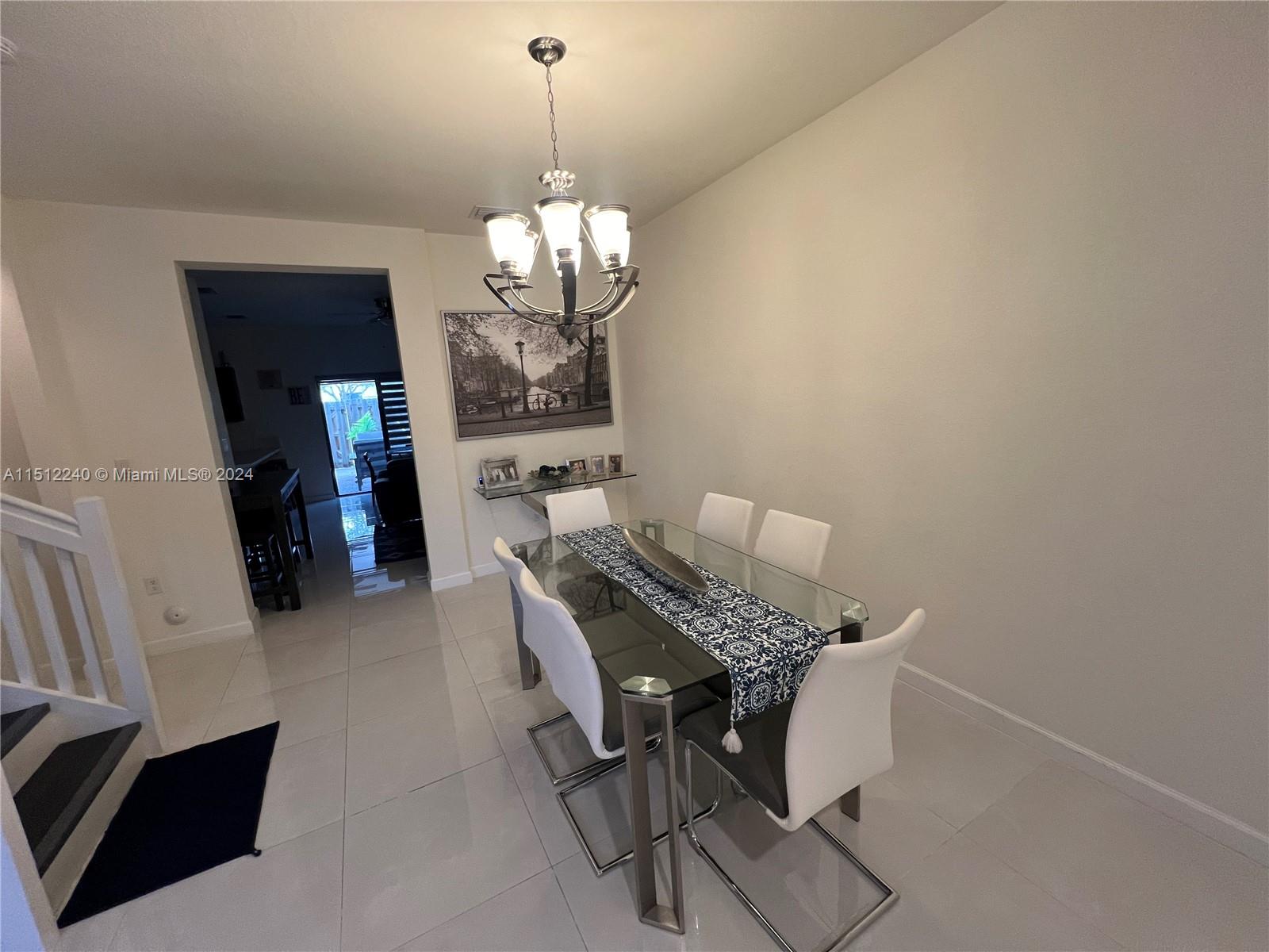 COCO PALM ESTATES - Residential