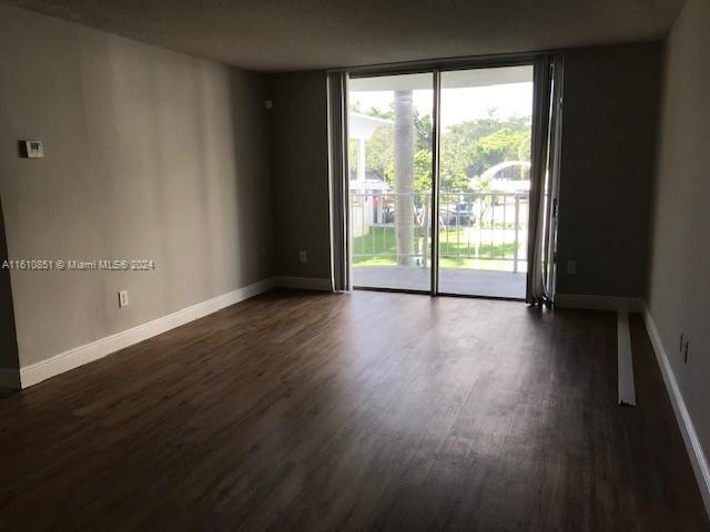 MONTECARLO CONDO - Residential
