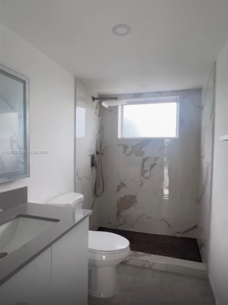 THE BEACH CLUB FONTAINEBL - Residential Lease
