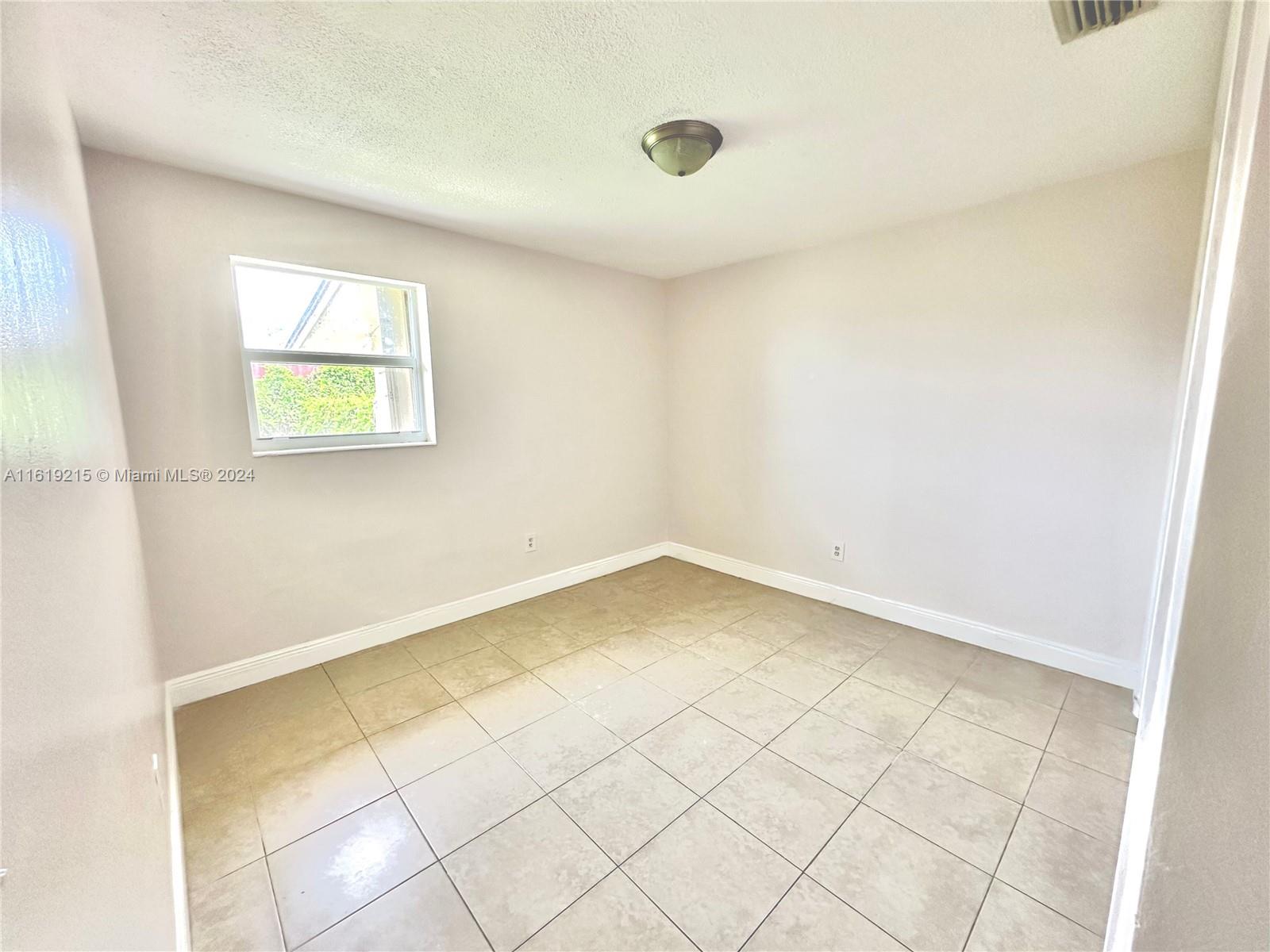 CUTLER GATE - Residential Lease