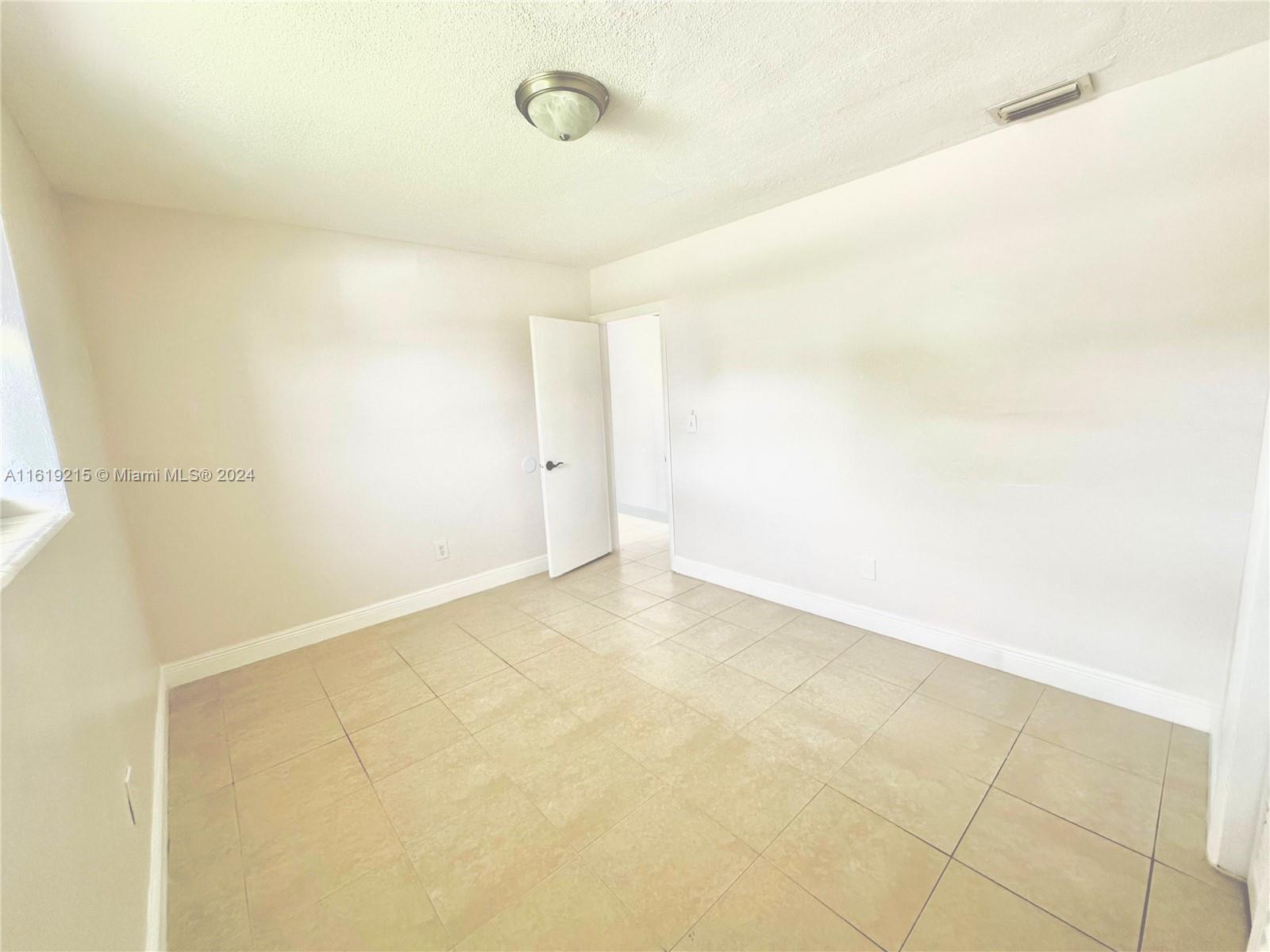 CUTLER GATE - Residential Lease
