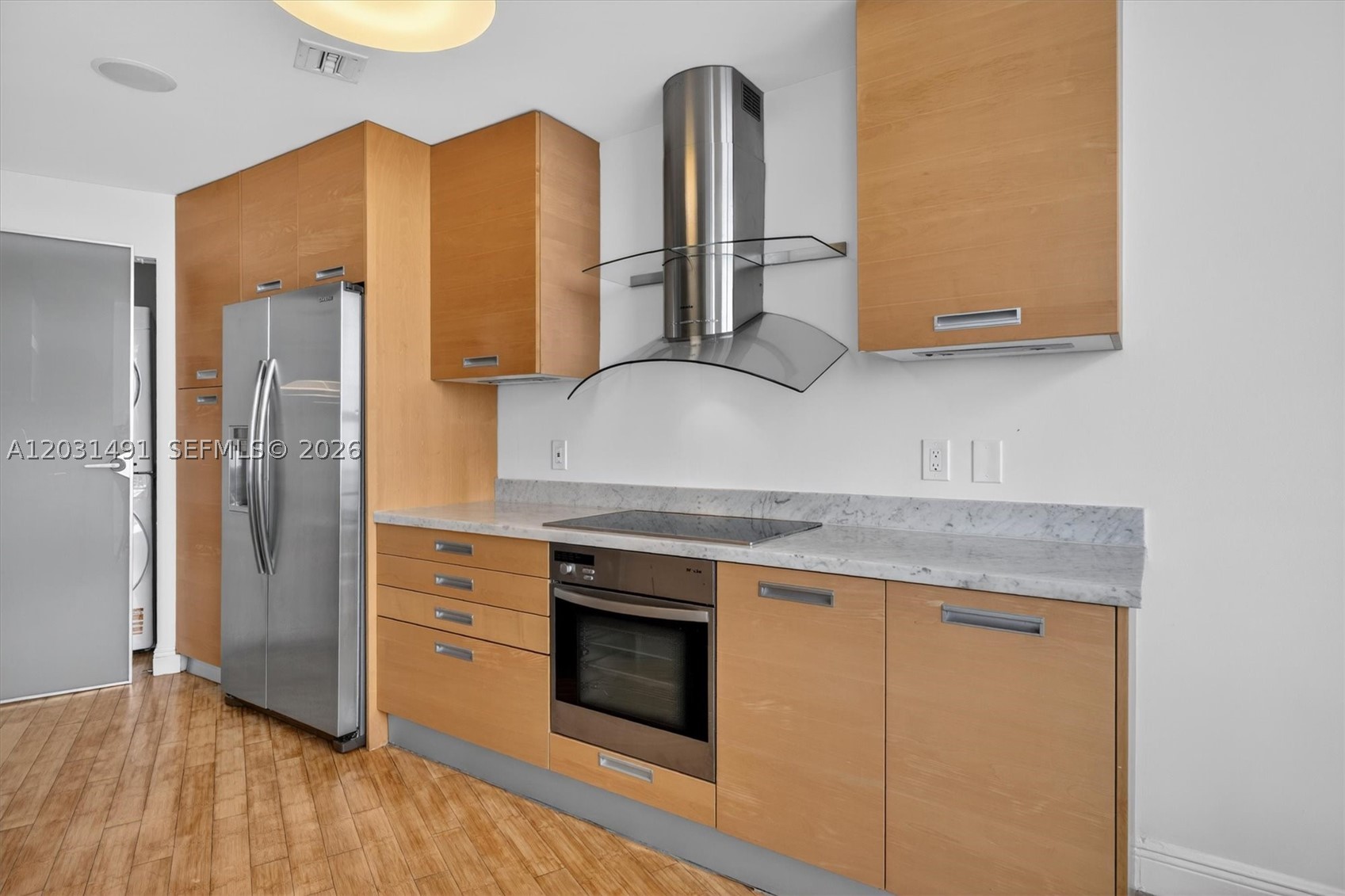 THREE TEQUESTA POINT COND - Residential