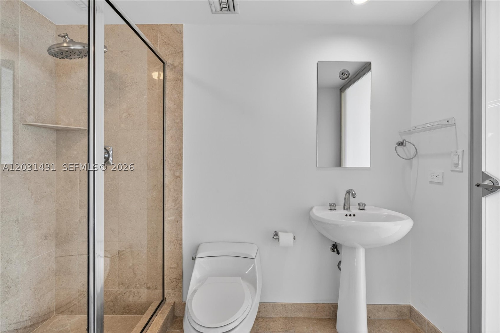 THREE TEQUESTA POINT COND - Residential