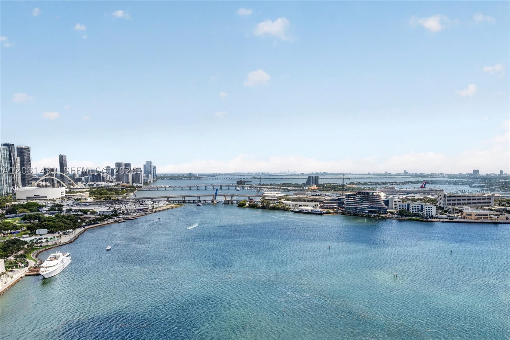 THREE TEQUESTA POINT COND - Residential