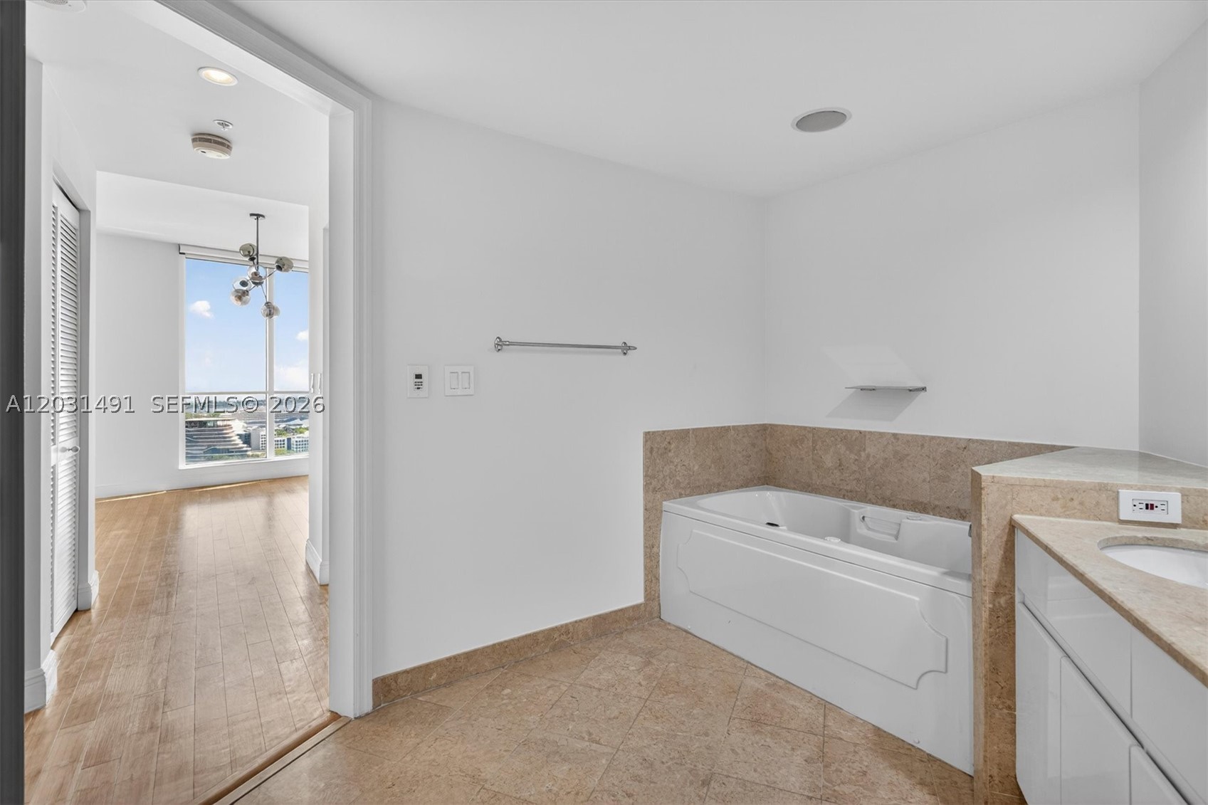 THREE TEQUESTA POINT COND - Residential