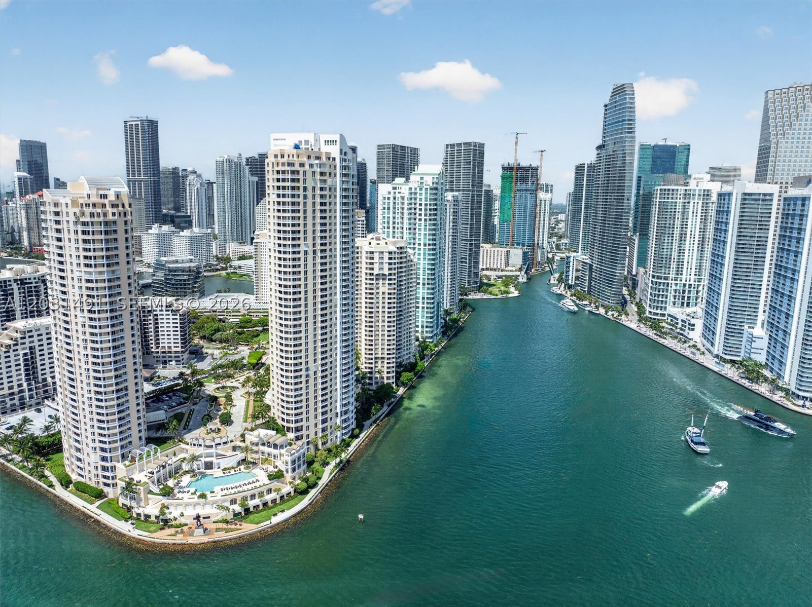 THREE TEQUESTA POINT COND - Residential