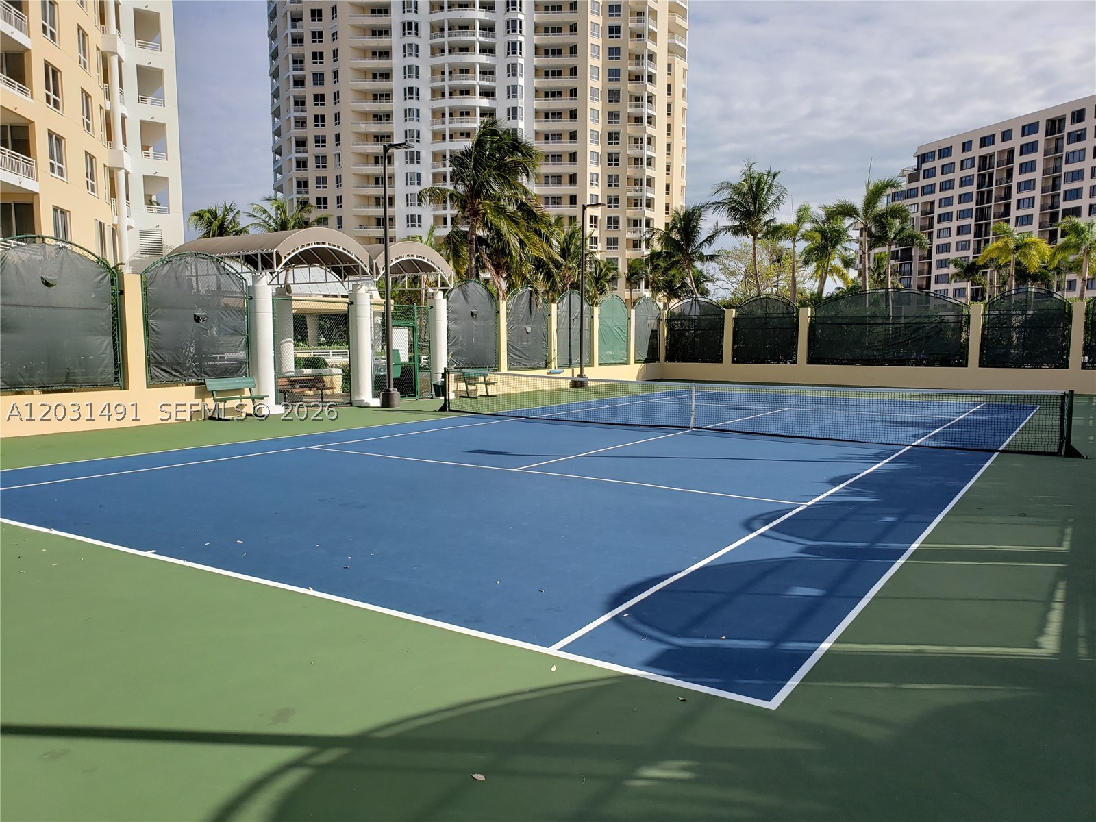 THREE TEQUESTA POINT COND - Residential