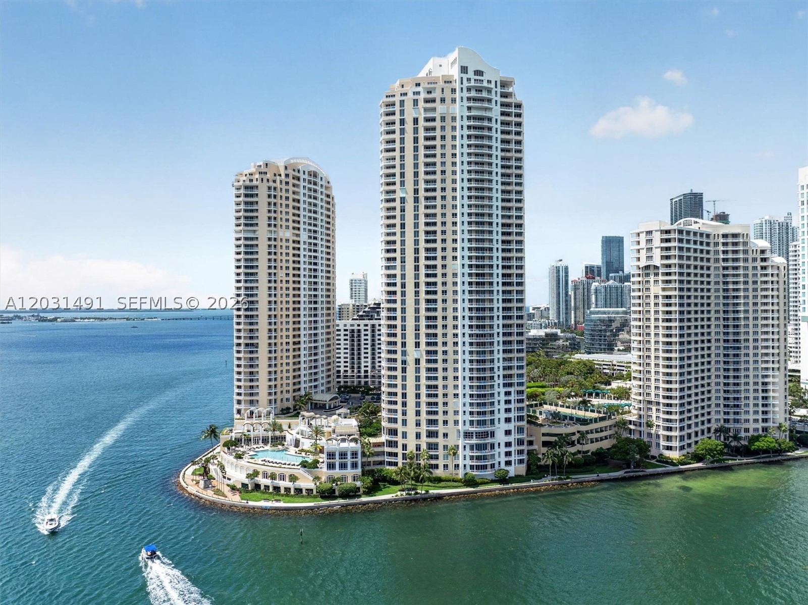 THREE TEQUESTA POINT COND - Residential