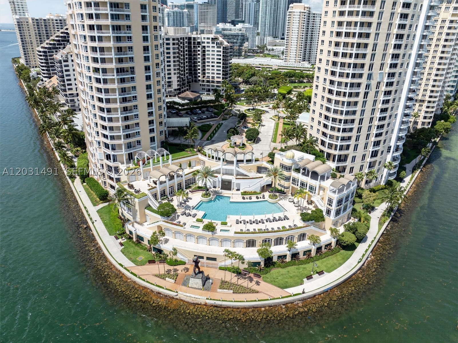 THREE TEQUESTA POINT COND - Residential