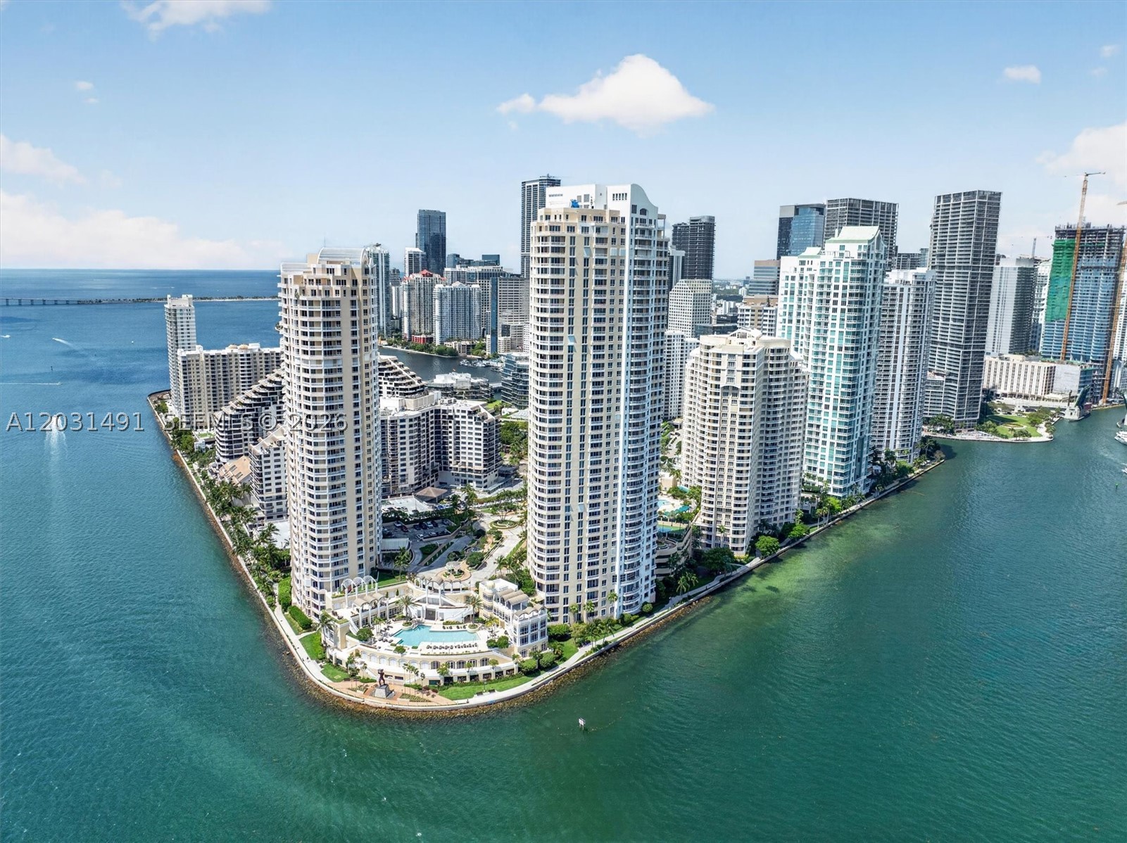 THREE TEQUESTA POINT COND - Residential