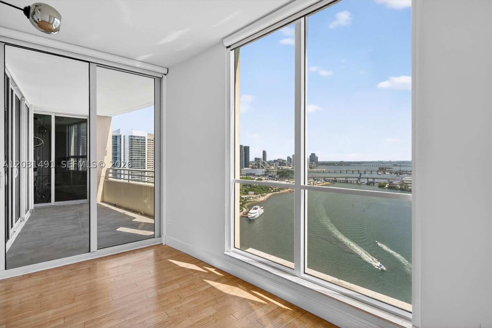 THREE TEQUESTA POINT COND - Residential