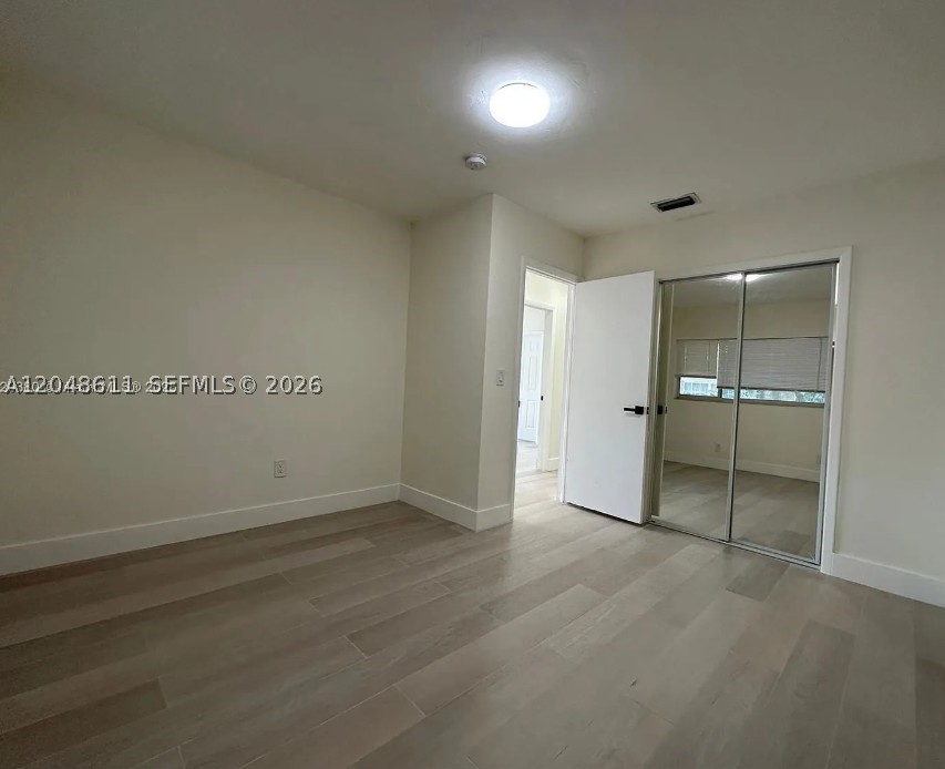LAWRENCE ESTATES LAND COS - Residential Lease