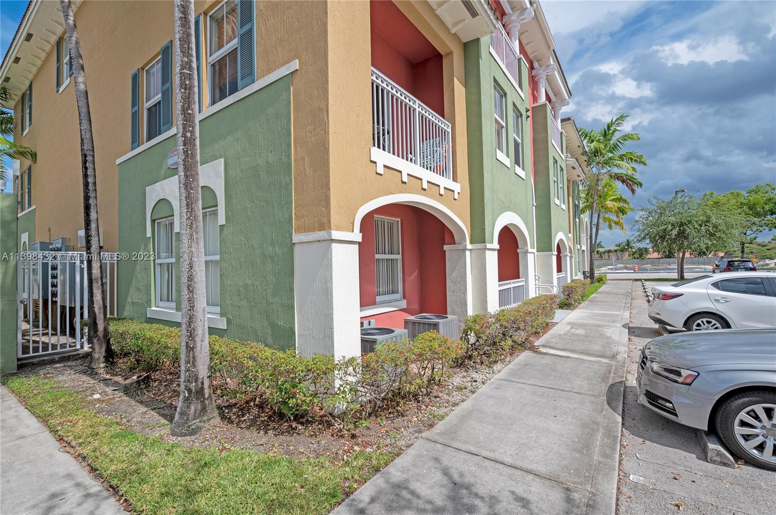 PROMENADE SHORES AT DORAL - Residential Lease