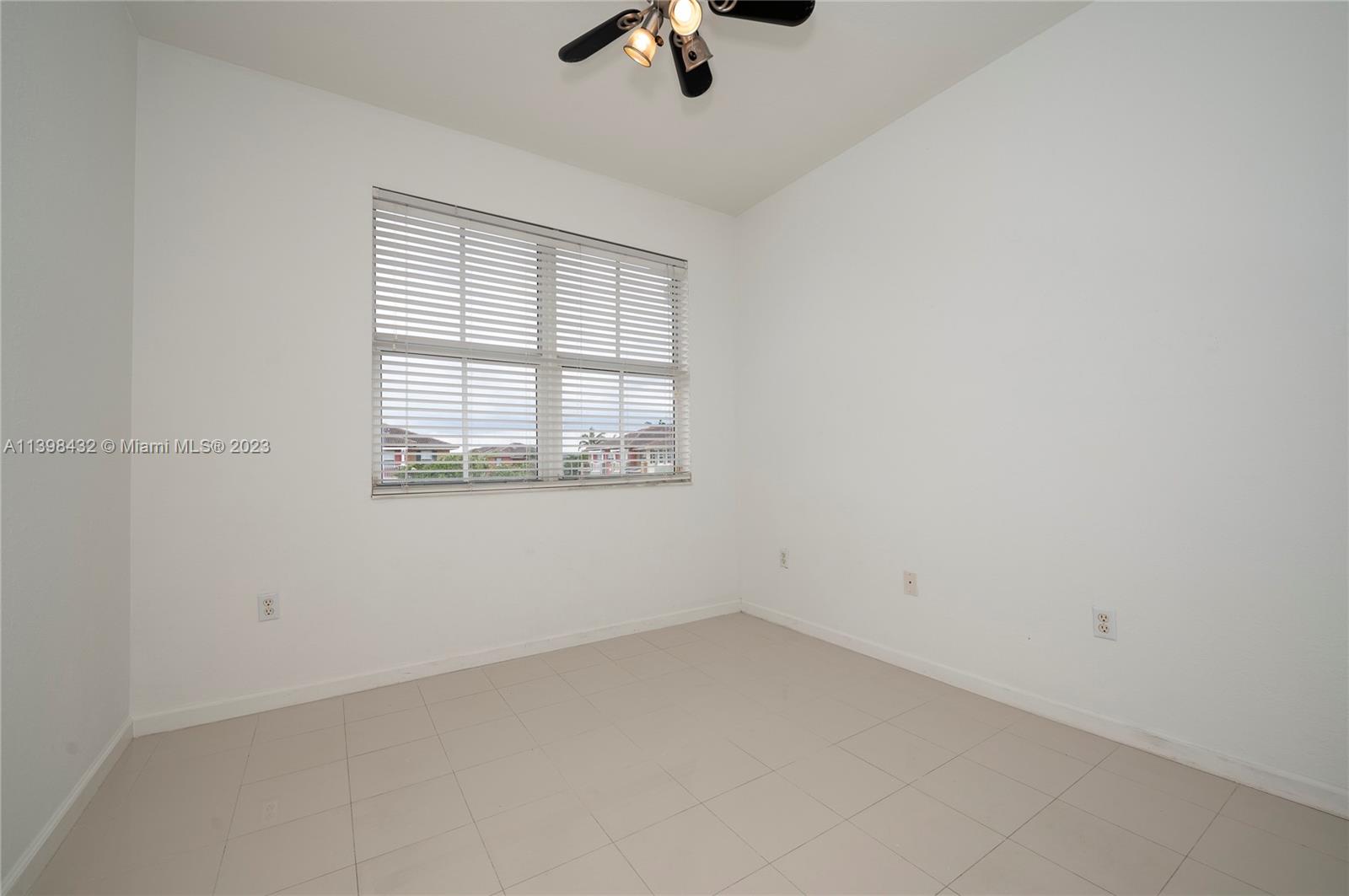 PROMENADE SHORES AT DORAL - Residential Lease