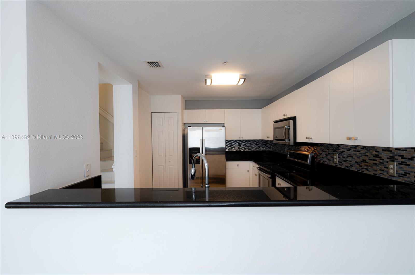 PROMENADE SHORES AT DORAL - Residential Lease