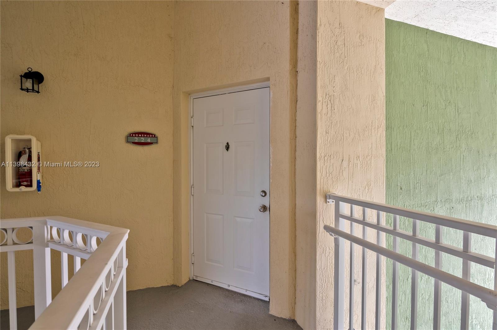 PROMENADE SHORES AT DORAL - Residential Lease