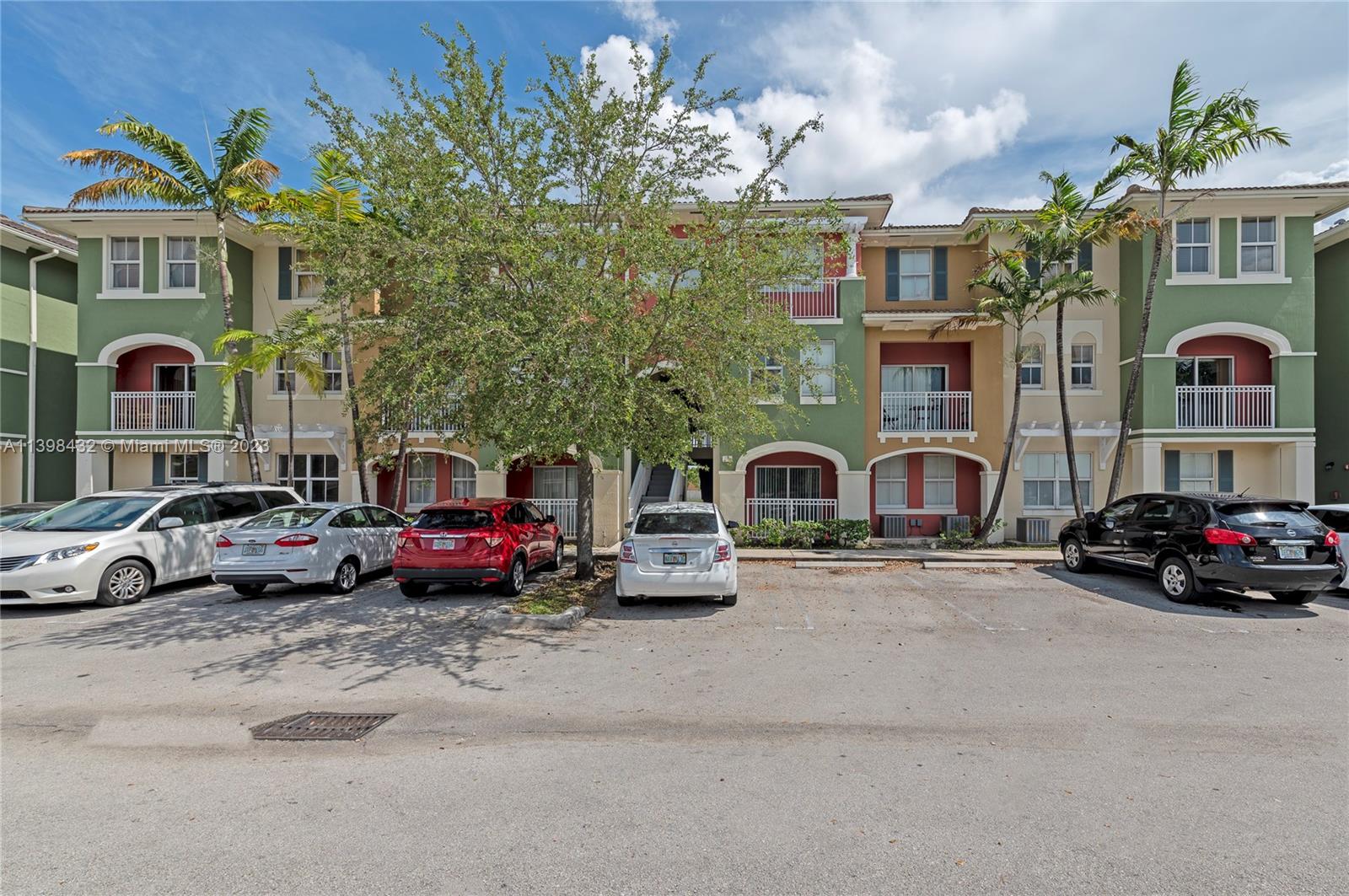 PROMENADE SHORES AT DORAL - Residential Lease