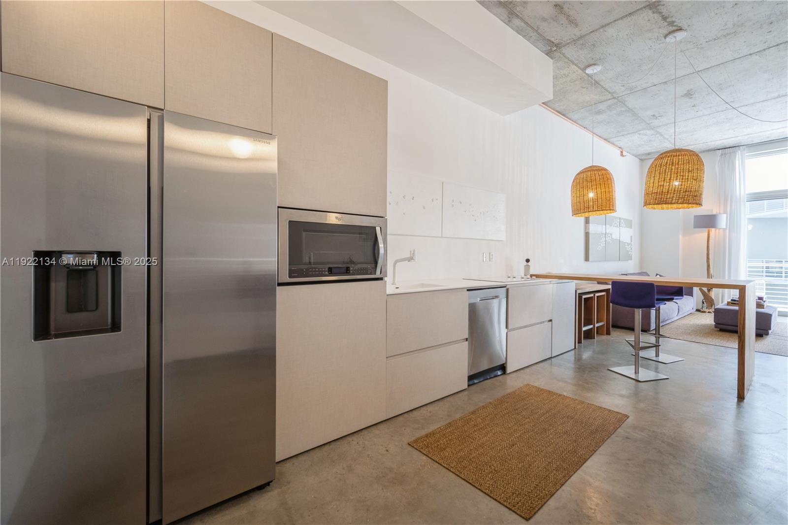 THE MERIDIAN CONDO - Residential