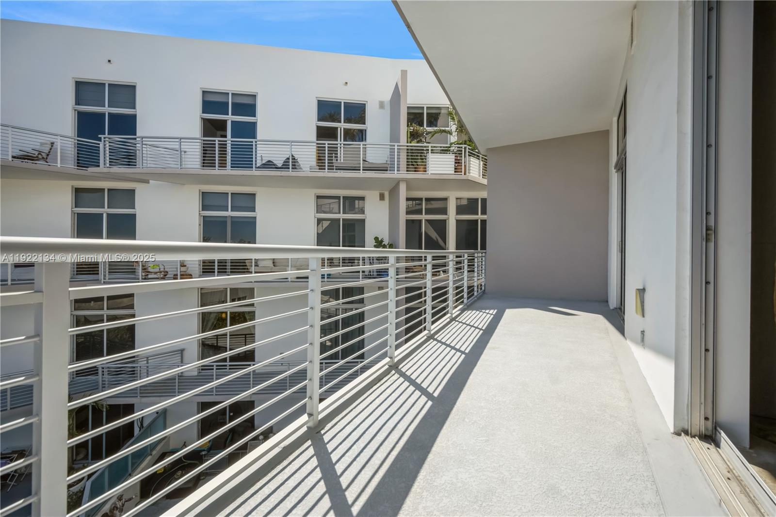 THE MERIDIAN CONDO - Residential