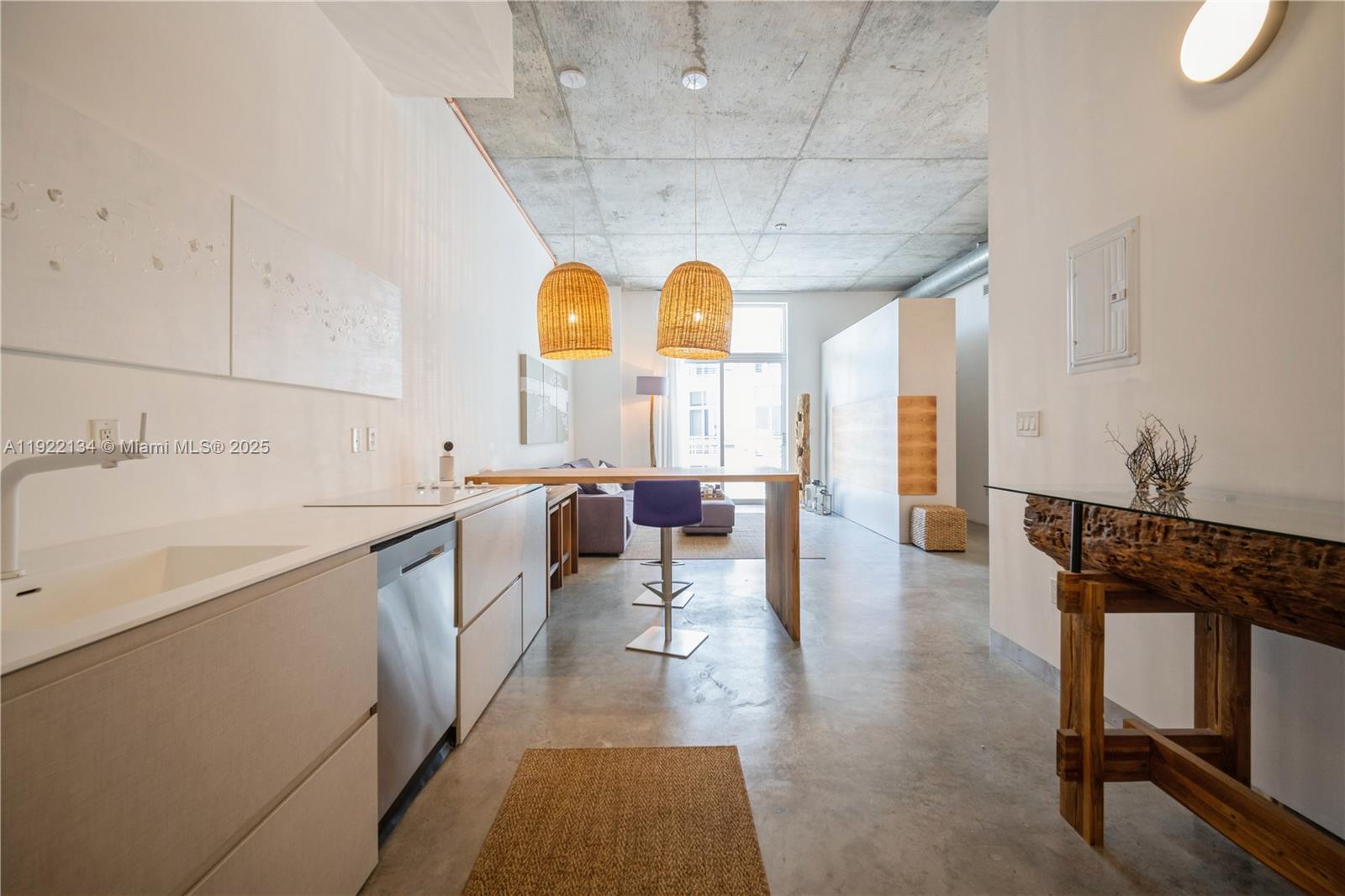 THE MERIDIAN CONDO - Residential
