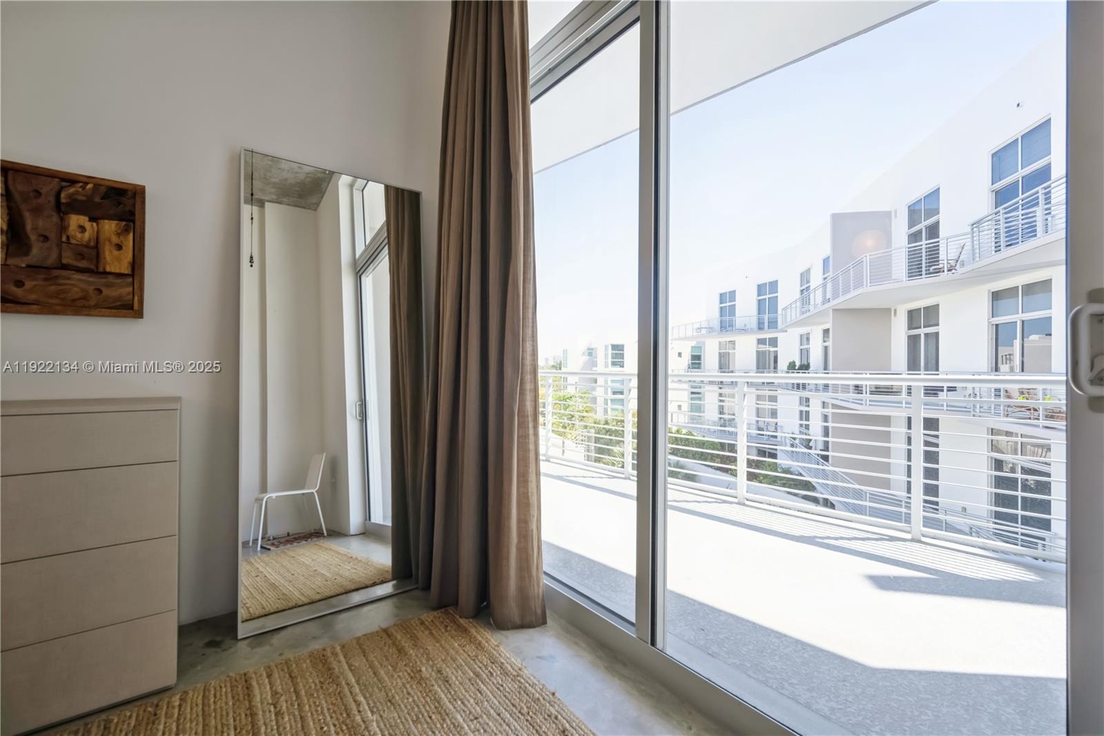 THE MERIDIAN CONDO - Residential
