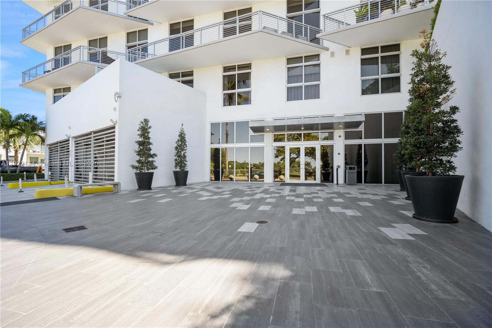 THE MERIDIAN CONDO - Residential