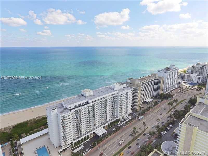 Beautiful direct ocean front residence with breathtaking ocean views from almost every room.  the spacious unit features two bedrooms and two full bathrooms, an exceptional floor plan, and abundant closet space throughout.
The building  offers outstanding amenities including a magnificent fully equipped gym, a heated swimming pool, BBQ area in the backyard, and a 24 hours security for comfort and peace of mind.
Short terms rentals (VRBO) are permitted, making this property and excellent income-producing investment or the perfect place to relax and enjoy life by the peaceful ocean.
