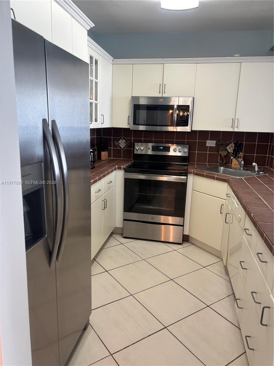 THE PAVILION CONDO - Residential