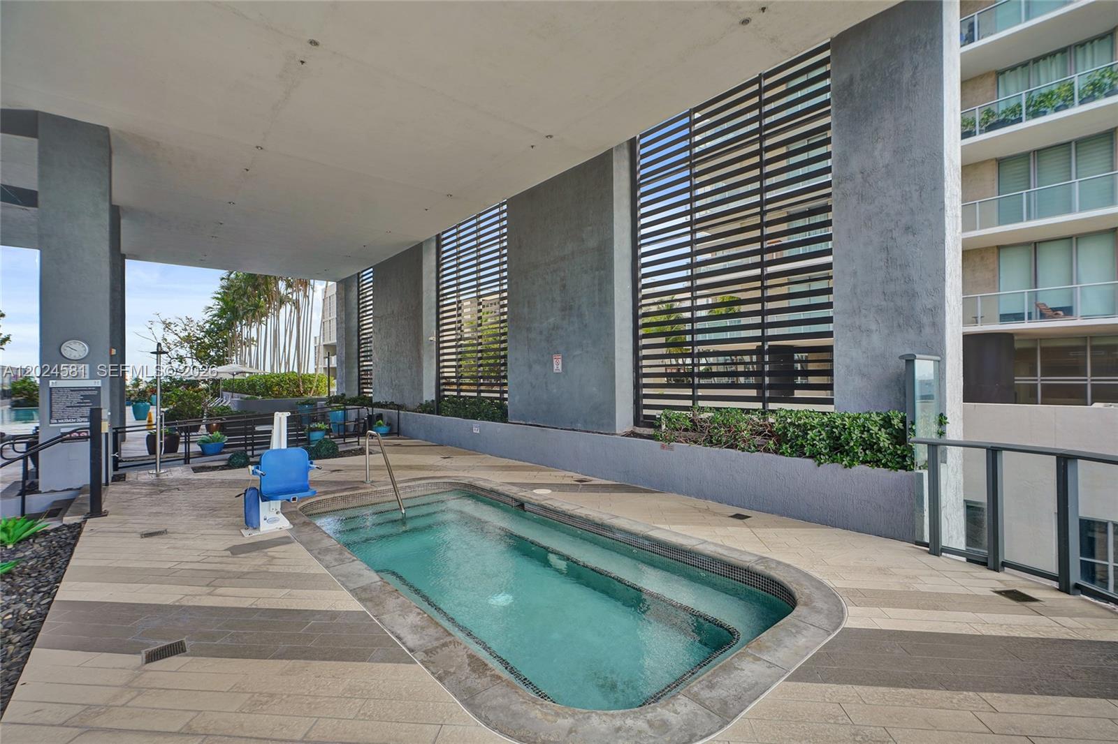 3401 MIDTOWN CONDO - Residential Lease