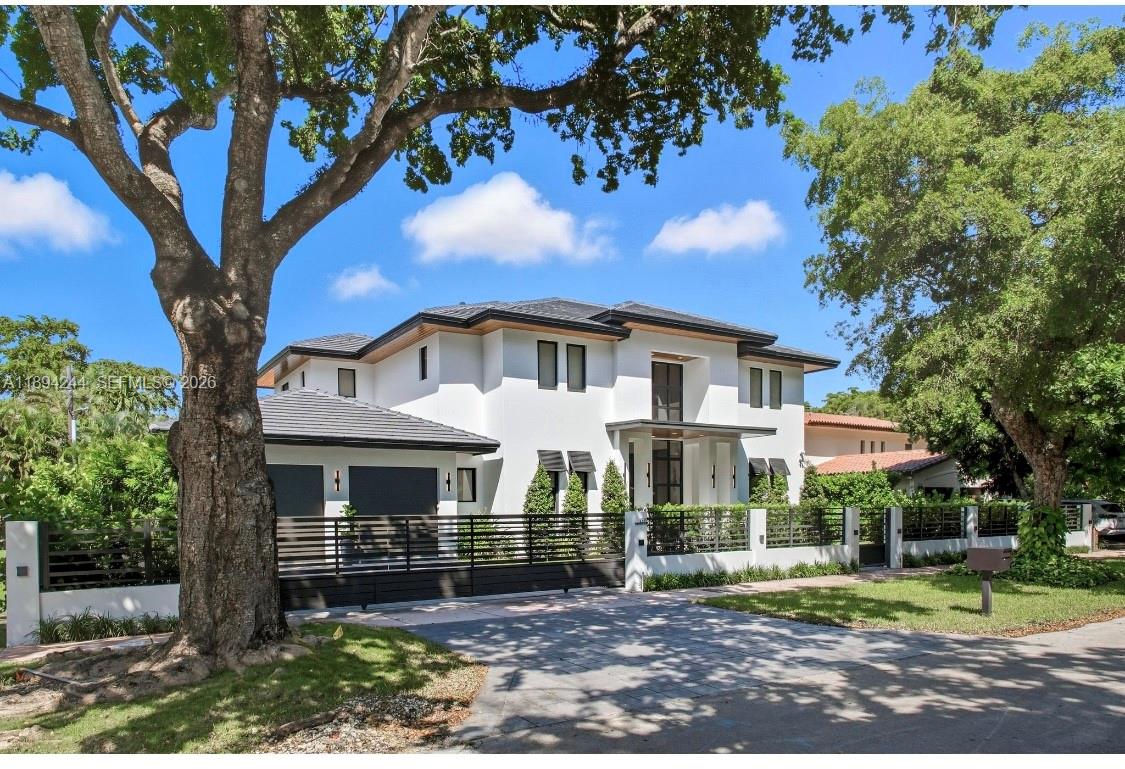 CORAL GABLES RIVIERA SEC - Residential