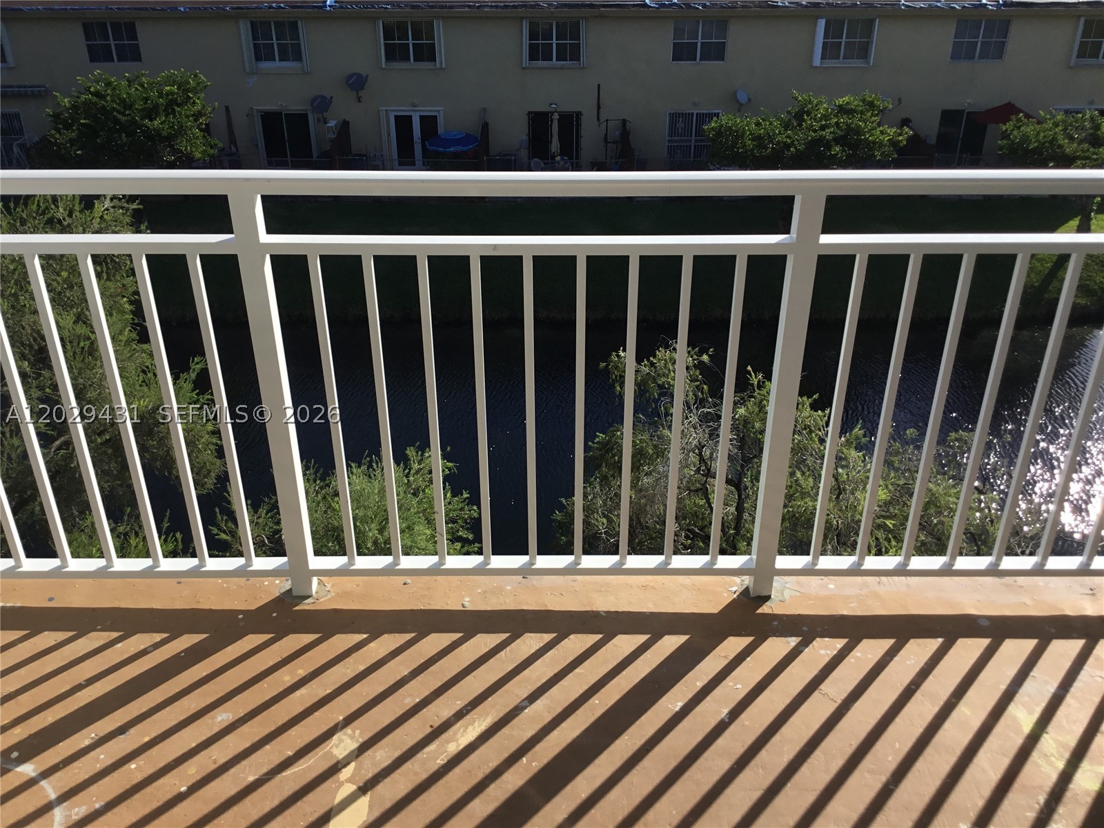 THE BEACH CLUB FONTAINEBL - Residential Lease