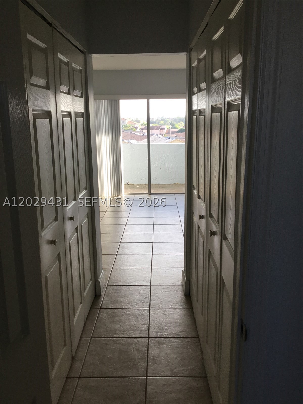 THE BEACH CLUB FONTAINEBL - Residential Lease